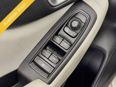Used 2024 Subaru Forester Premium AWD/4WD image 17