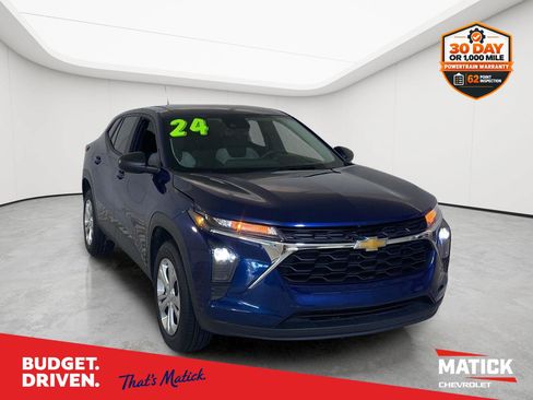 Used 2024 Chevrolet Trax LS FWD image 1