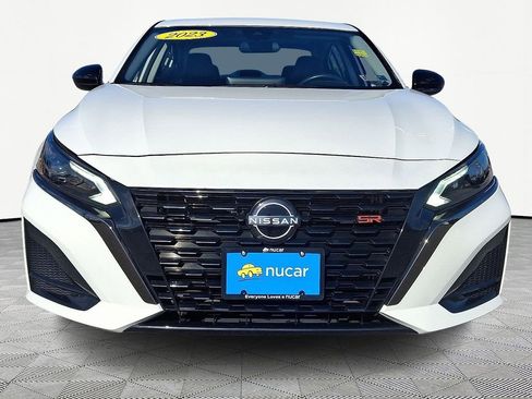 Used 2023 Nissan Altima 2.5 SR w/ SR Premium Package AWD/4WD image 2