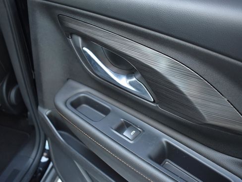 Used 2020 GMC Terrain SLT image 48