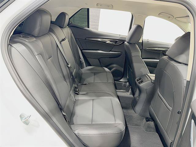 Used 2023 Buick Envision Essence AWD/4WD image 24