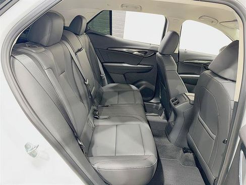 Used 2023 Buick Envision Essence AWD/4WD image 24