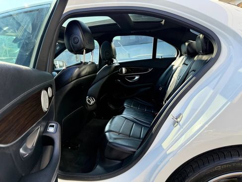 Used 2017 Mercedes-Benz C 300 4MATIC Sedan image 30