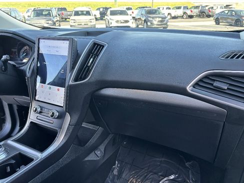 Used 2023 Ford Edge SEL w/ Convenience Package AWD/4WD image 17