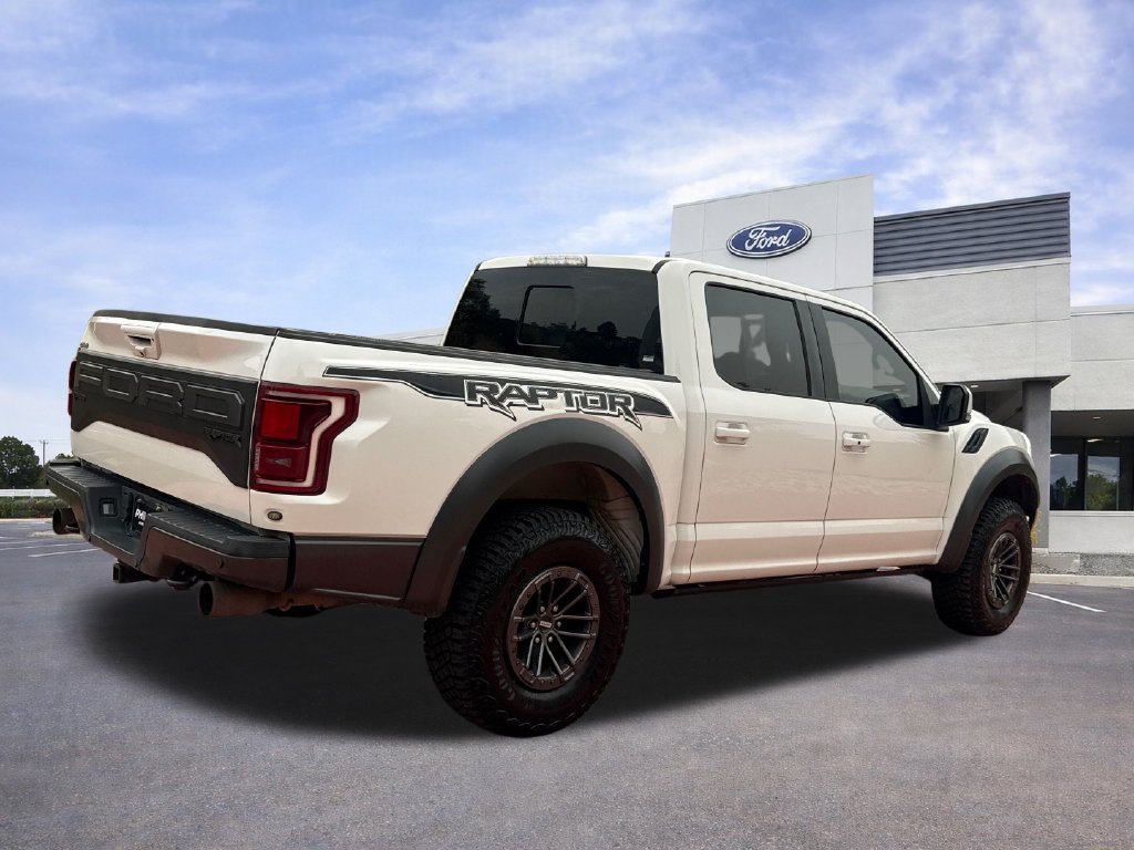 Used 2019 Ford F150 Raptor w/ Equipment Group 802A Luxury AWD/4WD image 8