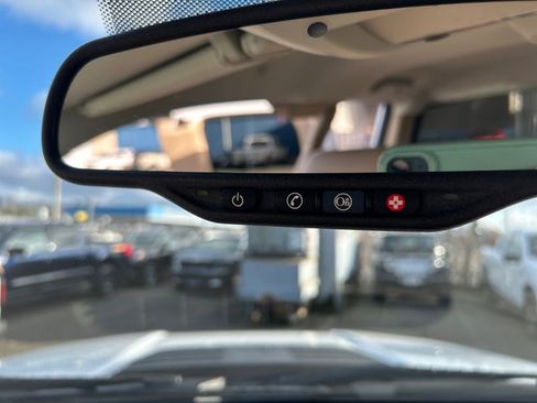 Used 2011 GMC Sierra 3500 SLT w/ SLT Convenience Package image 36