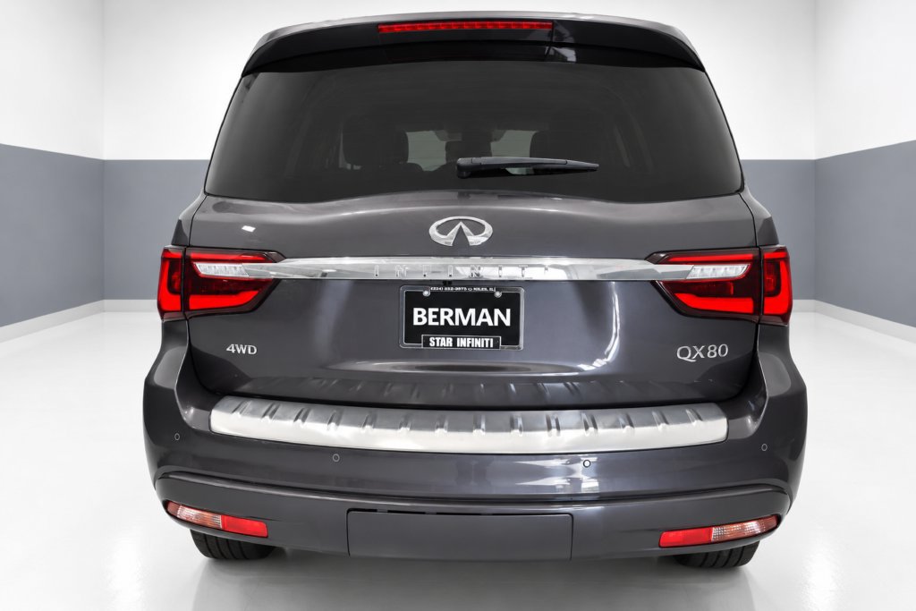 Used 2023 INFINITI QX80 Sensory w/ Cargo Package AWD/4WD image 9