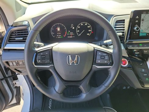 Certified 2025 Honda Odyssey Touring image 31