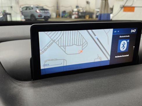 Used 2023 Acura TLX w/ Technology Package image 4