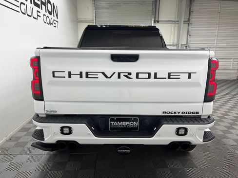 Used 2025 Chevrolet Silverado 1500 RST AWD/4WD image 10