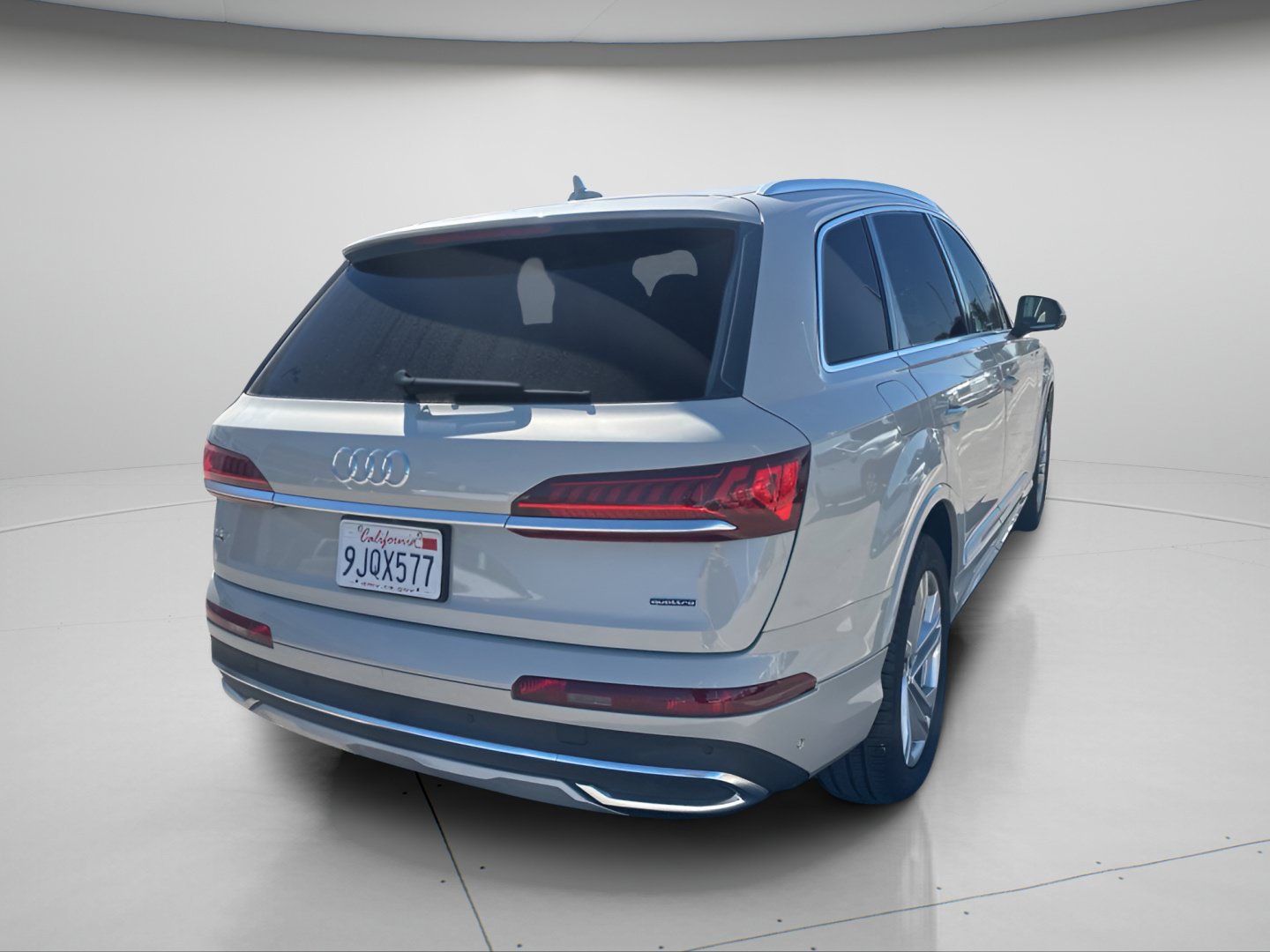 Used 2023 Audi Q7 2.0T Premium w/ Convenience Package AWD/4WD image 11