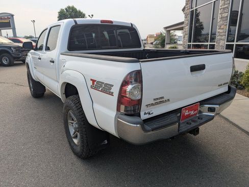 Used 2013 Toyota Tacoma 4x4 Double Cab w/ SR5 Pkg image 3