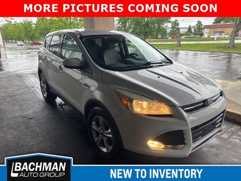 Used 2015 Ford Escape SE AWD/4WD image 2