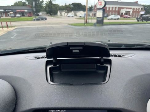 Used 2014 Chevrolet Cruze LT w/ Technology Package FWD image 25