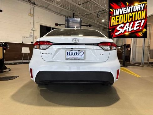 Used 2022 Toyota Corolla LE FWD image 16