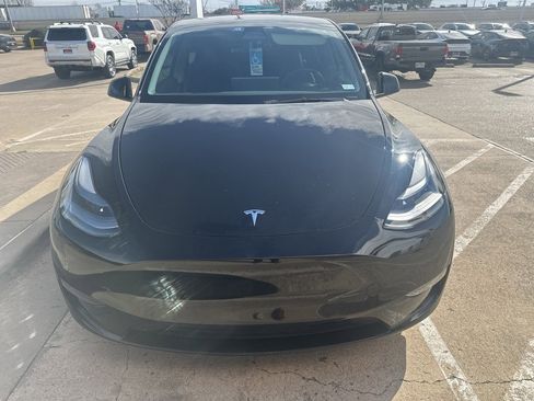 Used 2022 Tesla Model Y Performance image 2