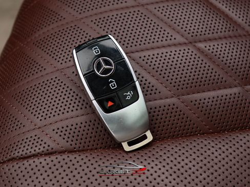 Used 2018 Mercedes-Benz S 560 4MATIC Sedan image 52