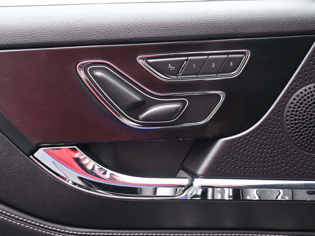 Used 2024 Lincoln Corsair Reserve AWD/4WD image 23