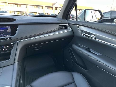 Certified 2023 Cadillac XT5 Luxury image 54