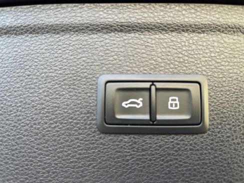 Used 2018 Audi Q5 2.0T Premium Plus image 8