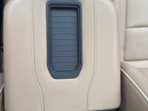 Certified 2023 Chevrolet Suburban Premier image 26