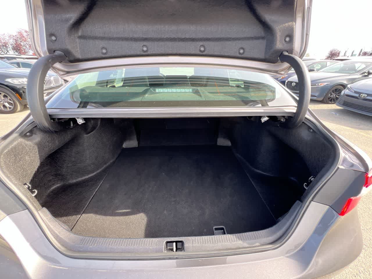 Used 2023 Toyota Camry SE FWD image 25