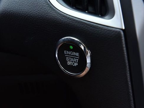Used 2022 Ford Edge SEL AWD/4WD image 14