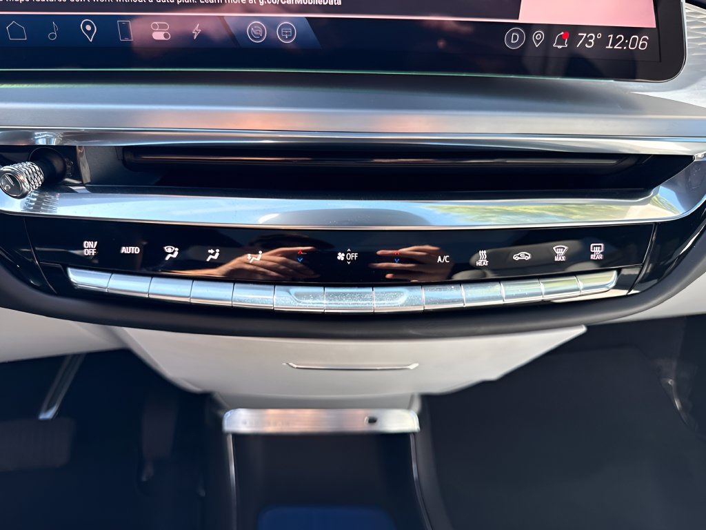 Used 2024 Cadillac Lyriq Luxury RWD image 23
