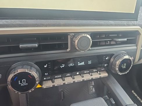 Used 2026 Toyota Tacoma Limited image 18