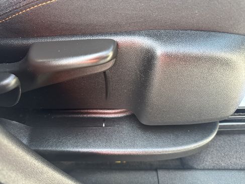 Used 2019 Chevrolet Equinox LT AWD/4WD image 19