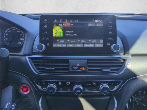 Used 2021 Honda Accord Touring image 16