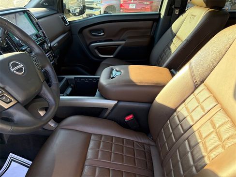 Used 2024 Nissan Titan Platinum Reserve w/ Moonroof Package image 9