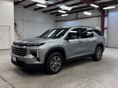 Used 2024 Chevrolet Traverse LT w/ LPO, Floor Liner Package