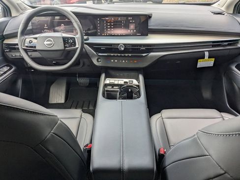 New 2025 Nissan Murano SL AWD/4WD image 16