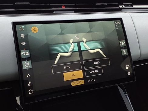 Used 2024 Land Rover Range Rover Sport Dynamic SE image 8