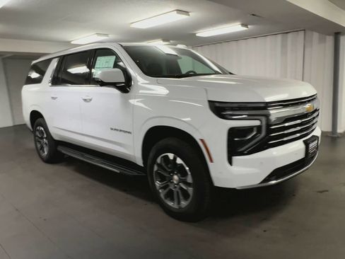 New 2026 Chevrolet Suburban LT w/ Comfort Package image 37