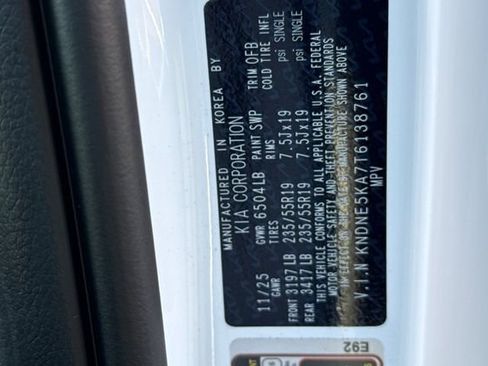 New 2026 Kia Carnival SX image 37