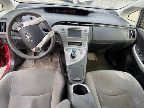 Used 2013 Toyota Prius Two image 7