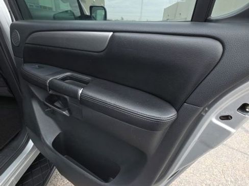 Used 2014 Nissan Armada SV image 25