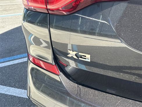 Used 2019 BMW X3 M40i image 8