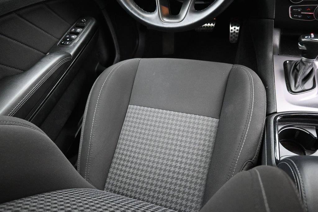 Used 2023 Dodge Charger R/T w/ Blacktop Package RWD image 13