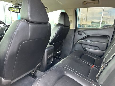 Used 2022 Chevrolet Colorado ZR2 AWD/4WD image 17