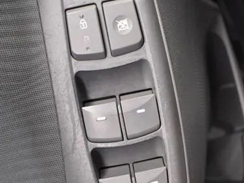 Used 2012 Hyundai Elantra GLS w/ Preferred Pkg 3 FWD image 20