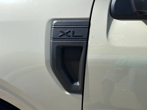 Used 2025 Ford Maverick XL w/ Equipment Group 101A AWD/4WD image 10