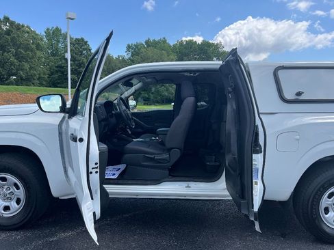 Used 2023 Nissan Frontier S w/ Technology Package image 17