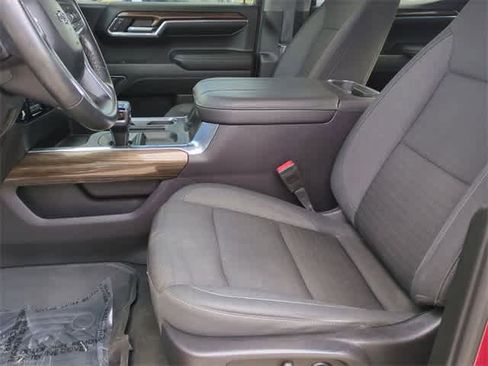 Used 2024 Chevrolet Silverado 1500 LT Trail Boss w/ Protection Package image 16