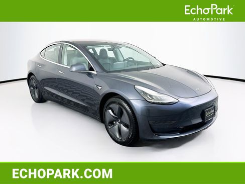 Used 2018 Tesla Model 3 Long Range image 1