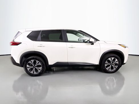 Used 2023 Nissan Rogue SV FWD image 11
