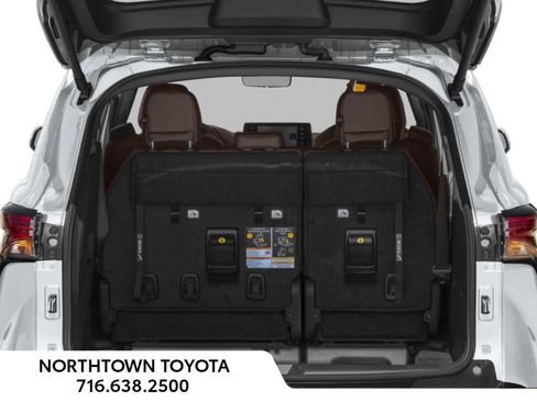 New 2026 Toyota Sienna Platinum AWD/4WD image 10