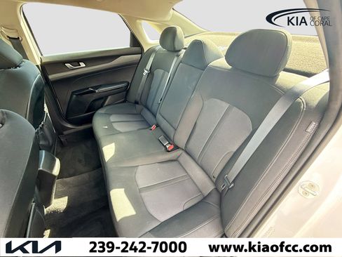 Used 2022 Kia K5 LXS image 19